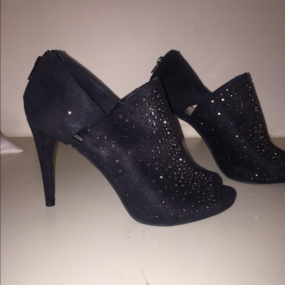 Jennifer Lopez- Sz 9, bootie- heel nwot 👠